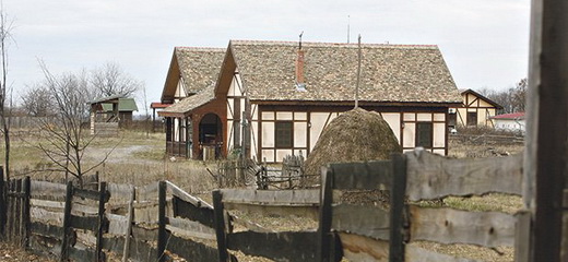 alt